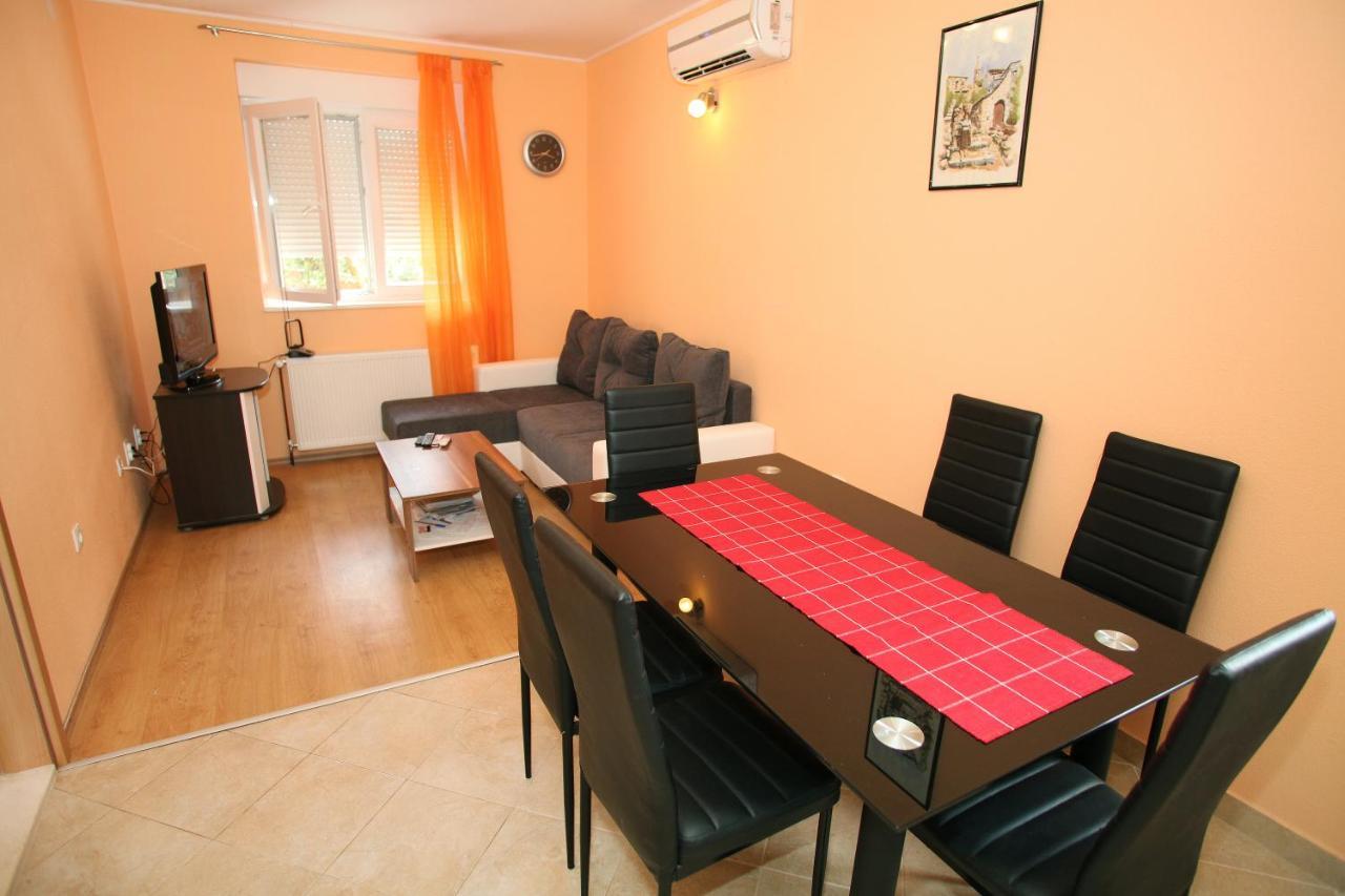 Apartmani Petra Trogir Kamer foto