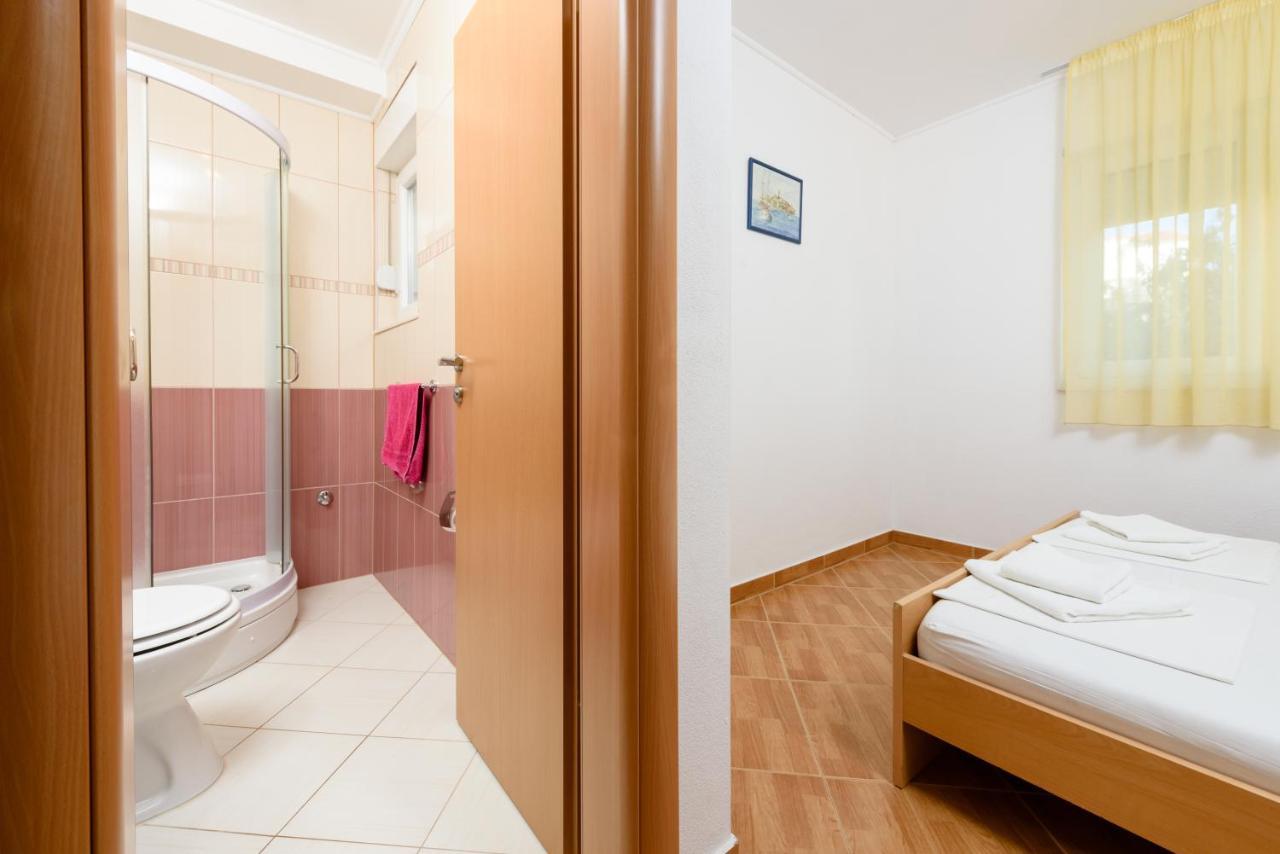 Apartmani Petra Trogir Buitenkant foto
